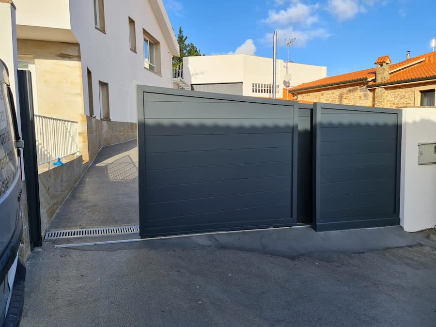 Puertas Garaje Correderas - Instalación y Reparación Puertas de Garaje Correderas
